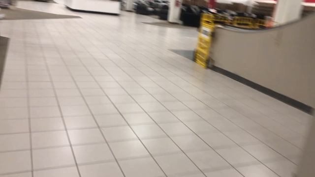 Store DEMOLISHED-The Decommissioned Escalators/Elevator at Overstock Warehouse at Jefferson Mall смотреть онлайн