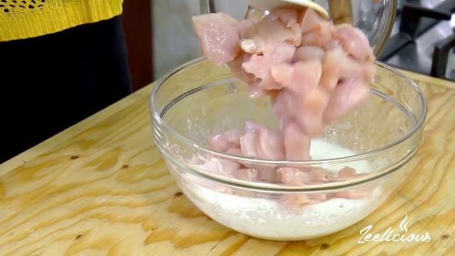 HOW TO MAKE TWO EASY CHICKEN RECIPES - ORANGE CHICKEN - PINEAPPLE CHICKEN - ZEELICIOUS FOODS смотреть онлайн