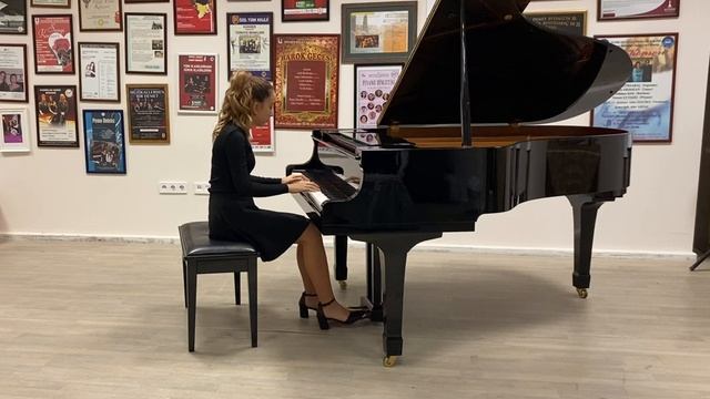 F. Chopin Waltz in A minor, B. 150, Op. Posth. / Öğretmen: DEÜ Dr. Öğr. Üyesi Demet EYTEMİZ смотреть онлайн
