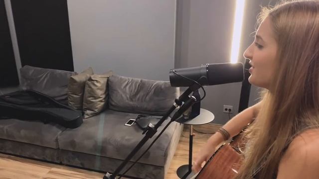 Girasssol (Kell Smith) | Cover Laura Myrrha смотреть онлайн