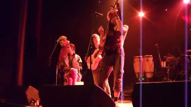 Gogol Bordello - Sun On My Side (LIVE / Zürich) смотреть онлайн