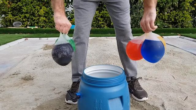 BALLOONS vs Coca Cola, Sprite, Pepsi, Fanta, Fruko and Mentos Underground смотреть онлайн