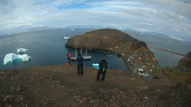 Greenland Niaqornat walking