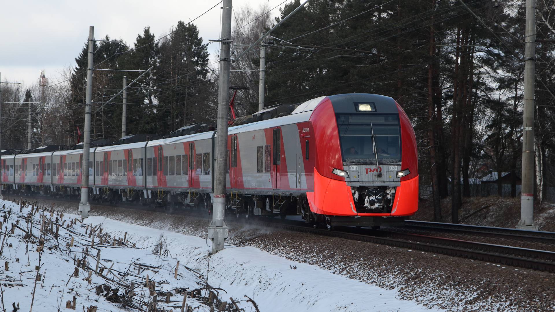Поезда на Белорусском направлении Московской железной дороги. Перегон Кубинка-1 – Тучково смотреть онлайн