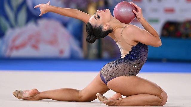 Музыка для художественной гимнастики - Track 751| Евгений Соколовский - Роза ветров смотреть онлайн