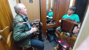 В гостях у гармониста Проверка гармони Чайка после ремонта
