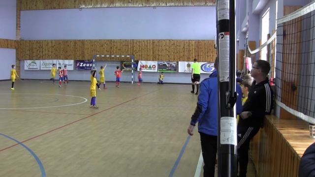 Тур 10.ФК "Атлетик-1"-"СДЮСШОР-Чайка"-1-0:4.Тайм 2. смотреть онлайн