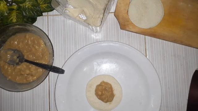 ROTI GORENG ISI PISANG TIRAMISU | CEMILAN KEKINIAN смотреть онлайн