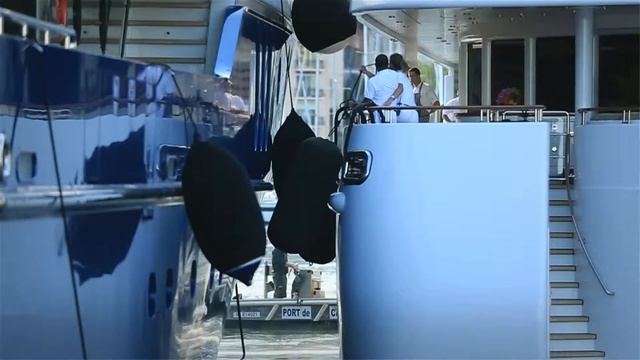 Перфекціоністи Канн: корабельний майстер смотреть онлайн