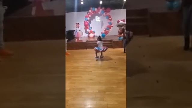 5 Year Old Talia Makes Grand Entrance To Her Birthday Party