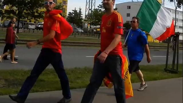 Photos fan Espanol - Italiano 1:1 UEFA Euro 2012 Poland Ukraine Gdańsk Letwniewo смотреть онлайн