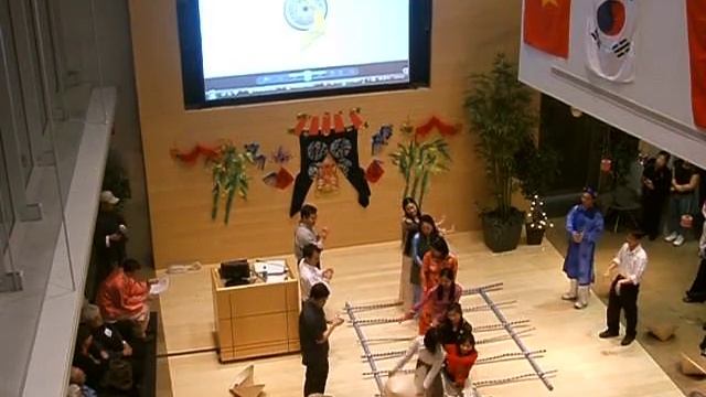 Mua Sap (Vietnam Bamboo Dance)