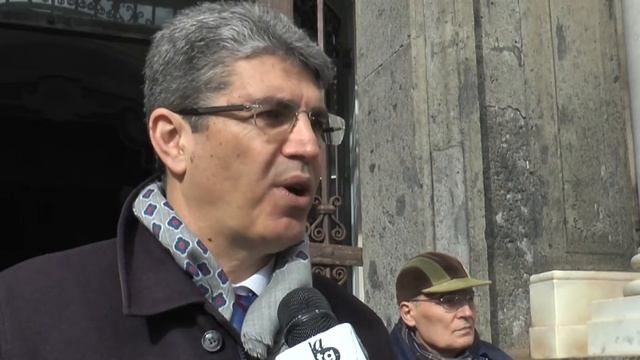 Folla di fedeli per San Costabile Gentilcore alla Badia di Cava смотреть онлайн