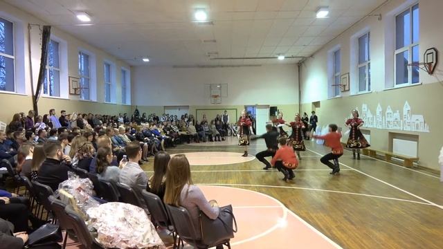 Даугавпилс 2018 год, встреча выпускников в русском лицее смотреть онлайн