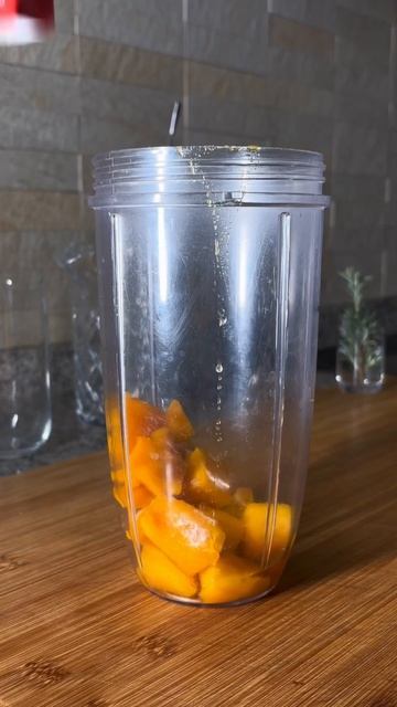 Манго смузи 🥭 Mango smoothie it’s so delicious 🤓