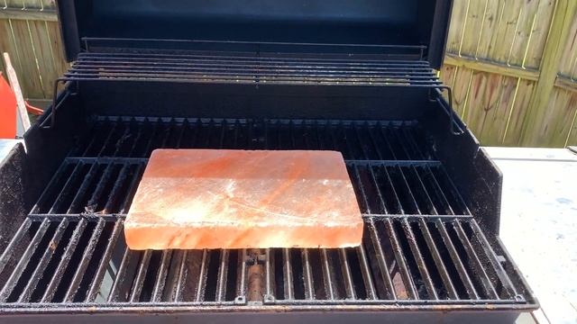 Chicken On A Himalayan Salt Block смотреть онлайн