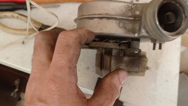 РЕМОНТ ВЕНТИЛЯТОРА КОТЛА EVE смотреть онлайн