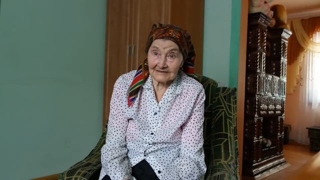 Звичаї / Хустка, як захист