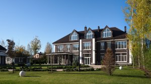 Реализованный проект 2-этажного дома с мансардой в КП Пестово