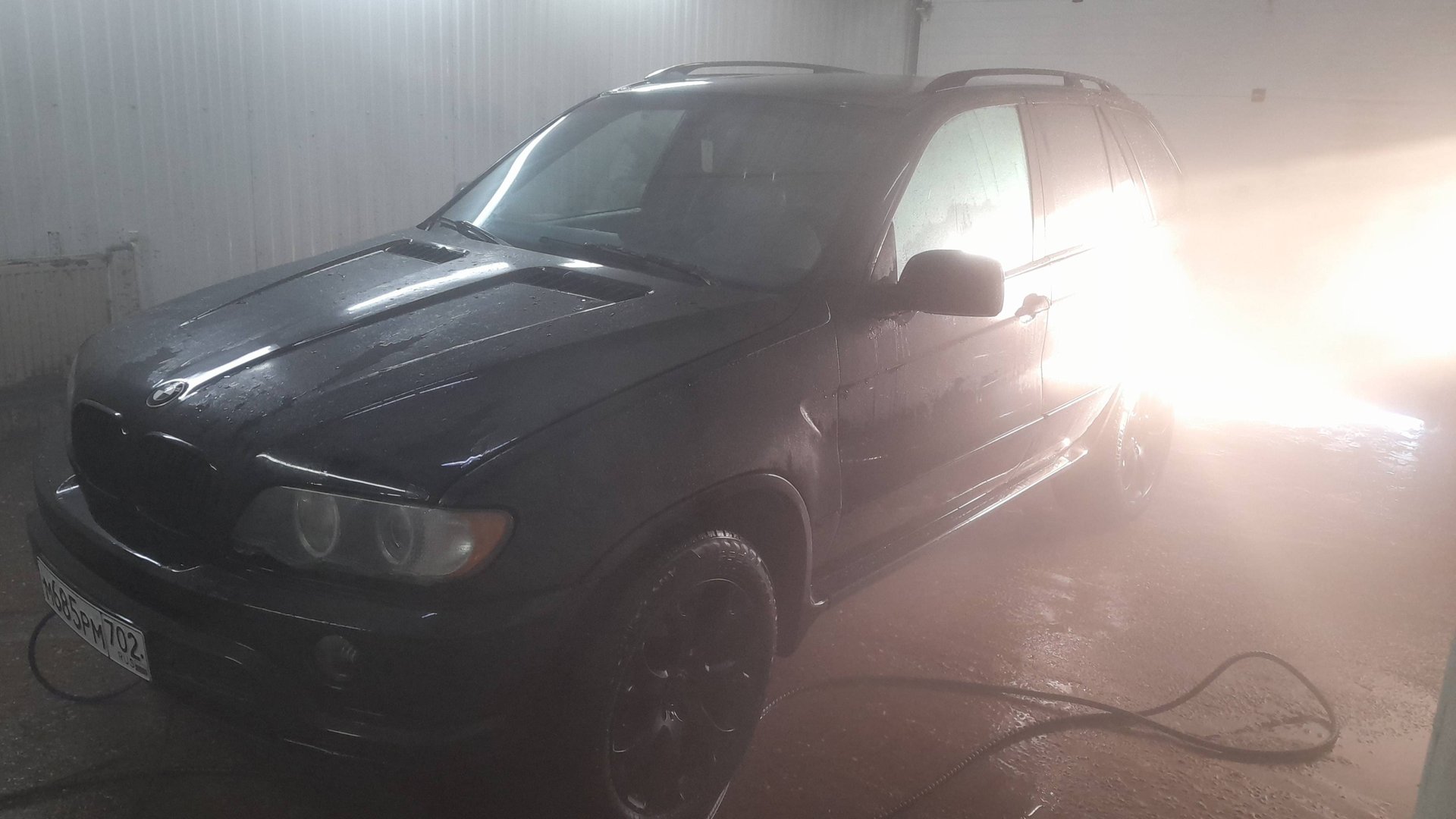 Восстановление BMW X5 e53. 1ая часть. Первые работы, мойка и устранение косяков!