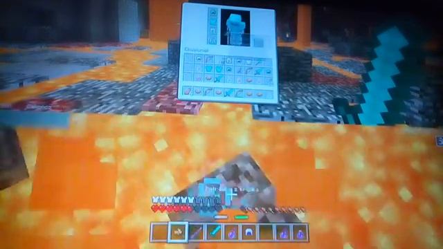 Gramy w Minecraft na mini grach z Szymonem na Xbox One смотреть онлайн