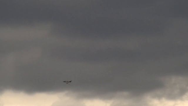 1:5 R/C Turbine Hawker Hunter MK-66 Swiss armed forces flight Video Schmerlat 2015 смотреть онлайн