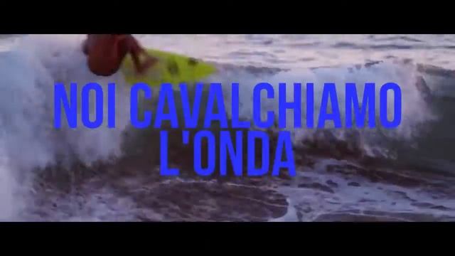 Una tribù che balla .RITMO TIBURON смотреть онлайн
