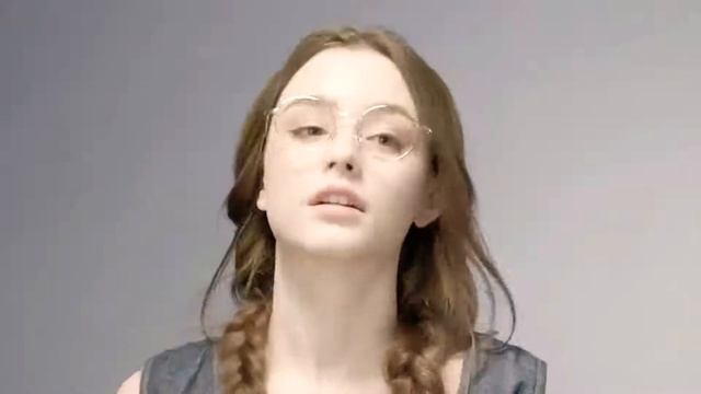 Russian beautiful girl Dasha Taran is enchanted смотреть онлайн