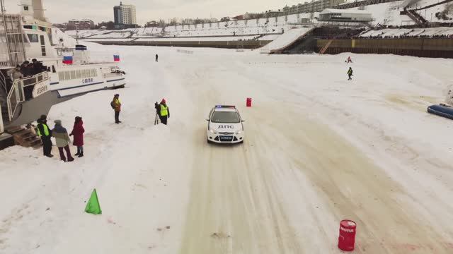 Спецоперация "Лёд". Гонки на реке Тура. Тюмень
