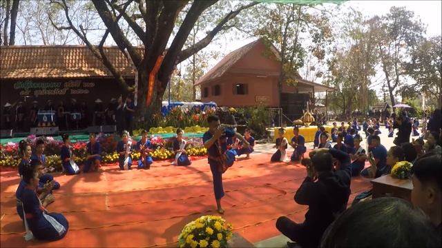 Lum phu Thai - Phu Thai Renu Nakhon 2018 смотреть онлайн