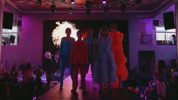 ИНСТРУКЦИЯ № А  GIRLS MODELS FASHION SHOW / ДЕВУШКИ МОДЕЛИ ДЕФИЛЕ INSTRUCTION / 1000планет