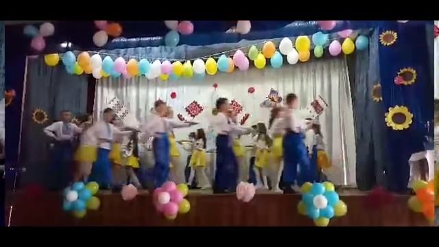 Свято української мови 3-б клас, 17 школа смотреть онлайн