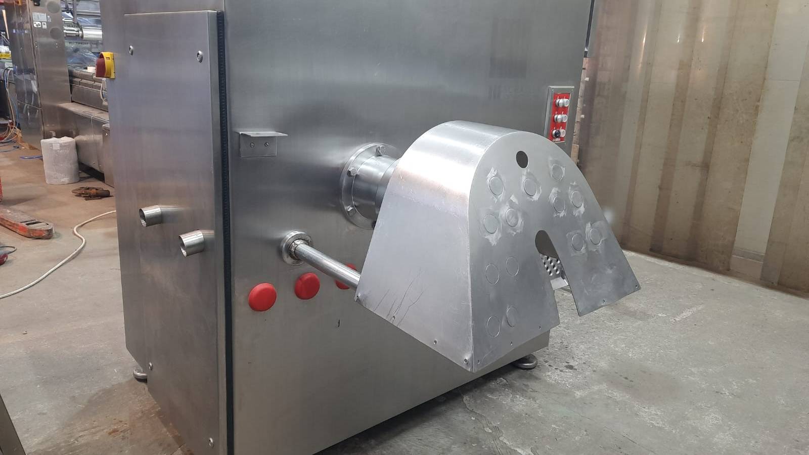 Волчок мясорубка LASKA WWB 200 2G