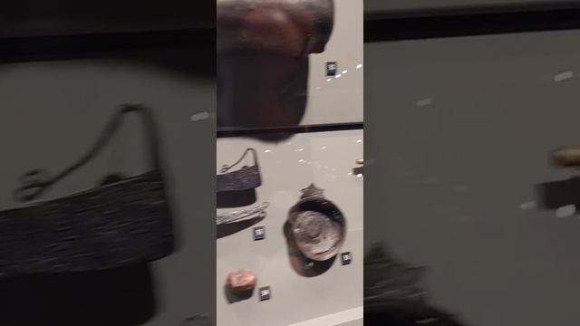 В музее смотреть онлайн