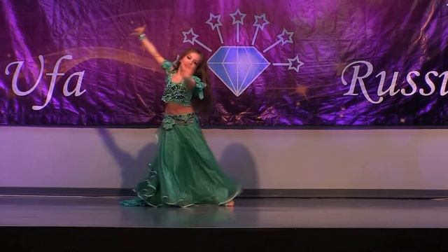 KIDS BELLY DANCE / Ana Kull Magul El Toba