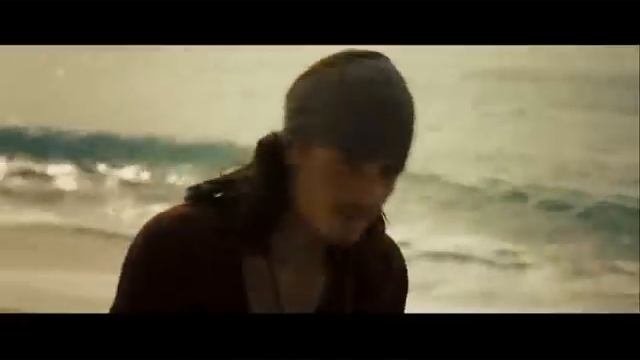 Will-Elizabeth Beach Scene смотреть онлайн