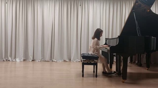И.С. Бах. Полонез g-moll, С. Майкапар. «Колыбельная» смотреть онлайн