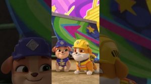 Крепыш и команда | Постройте последний акт! #Shorts