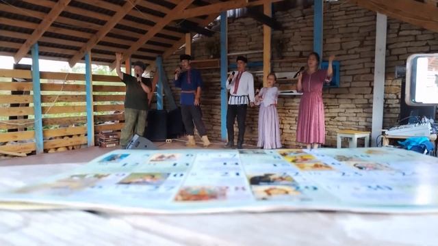 «За Серёгу из Рязани, за Коляна из Перми» анс. Белый стан в лагере Русская земля. лето 2024г Изборс смотреть онлайн