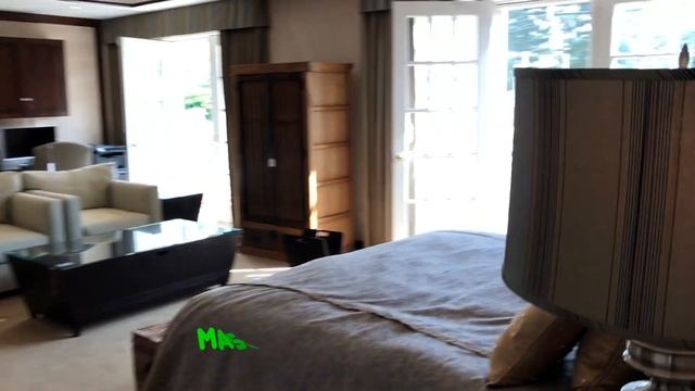 Mansion Estate Sale In Beverly Hills | What Did I Find? смотреть онлайн