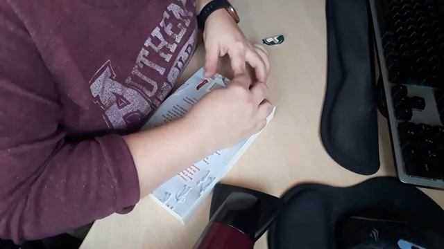 I Tried to Clean Used Books смотреть онлайн