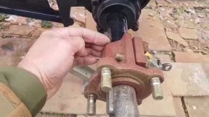 Установка гусеничного модуля "КРУТЕЦ" на тяжелый дизельный мотоблок.
#крутец #мотоблок #гусеницы