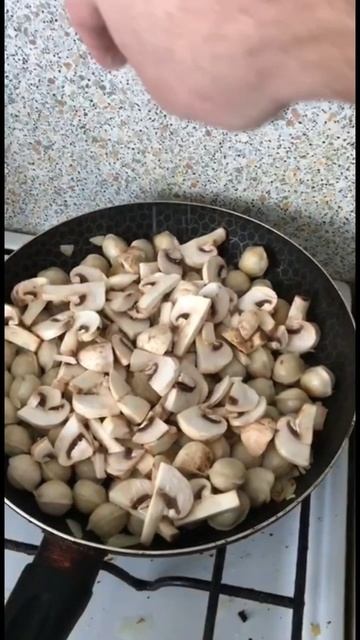 #пельмени на сковороде #готовим дома #вкусныепельмени #жареныепельмени смотреть онлайн