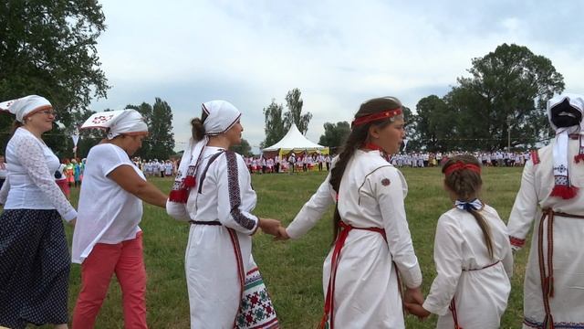 Илнеть, 7 июля 2018 года. Начало праздника. Видео Василия Хайбуллина смотреть онлайн