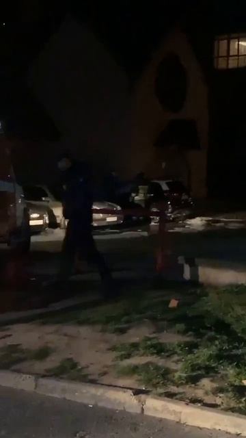 В Івано-Франківську згоріла автівка на вулиці Коновальця (23.04.2020) смотреть онлайн