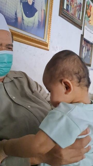 Alee gak takut masker Akung смотреть онлайн