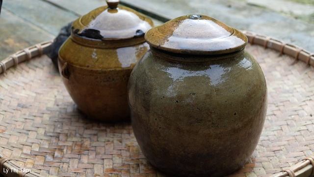 Accidentally found ancient treasure underground goes to market sell | Ly Thi Tam смотреть онлайн