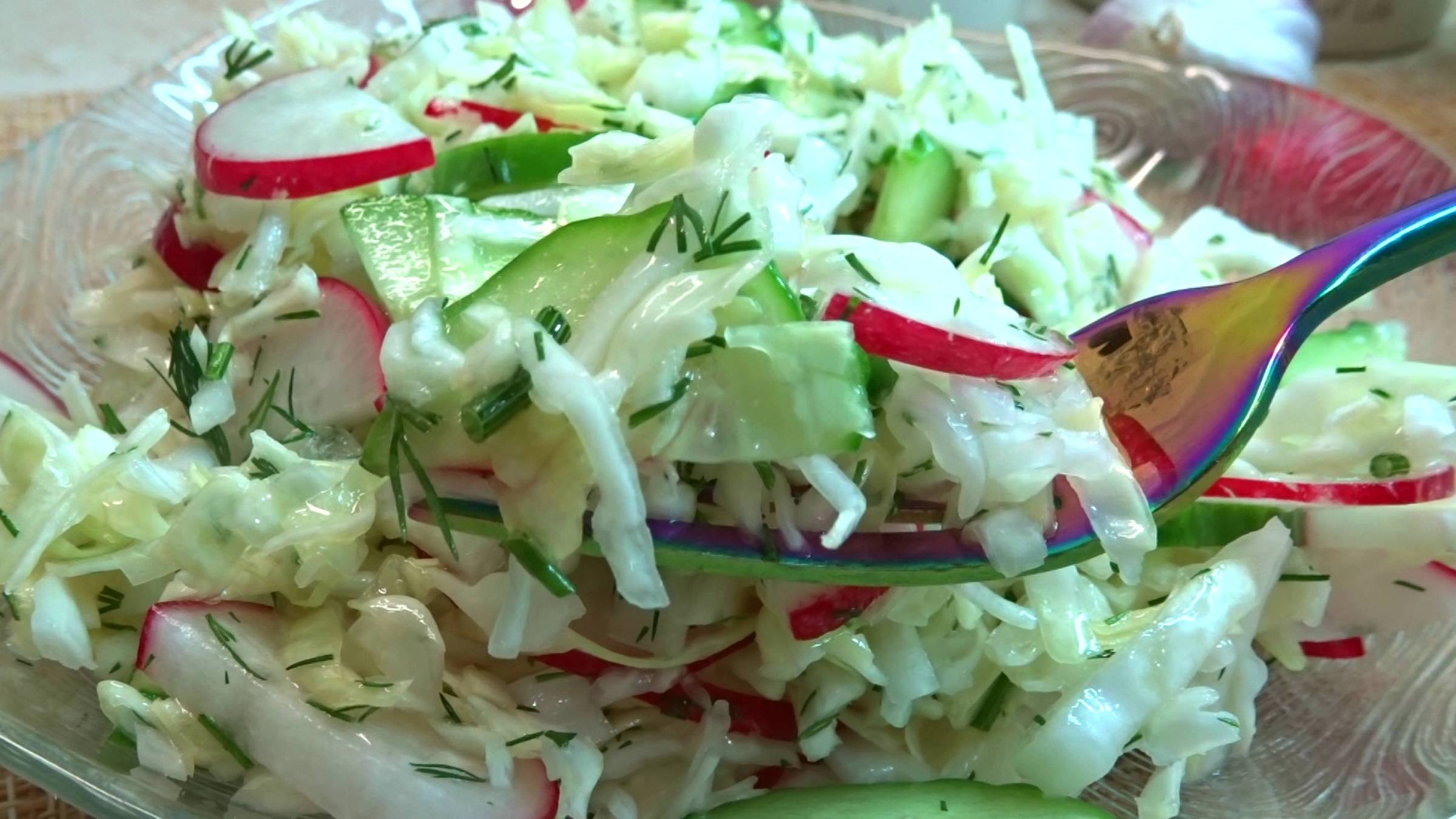 Новый САЛАТ из КАПУСТЫ на каждый день. Трудно оторваться от такого Сочного и Полезного САЛАТА смотреть онлайн