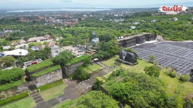 GARUDA WISNU KENCANA BALI DARI UDARA LUAR BIASA смотреть онлайн