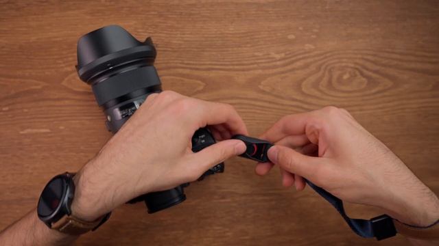 Best Camera Wrist Strap in 2022?! | Peak Design Cuff Review and Unboxing смотреть онлайн